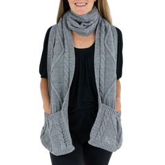 Knit Scarf with Pockets